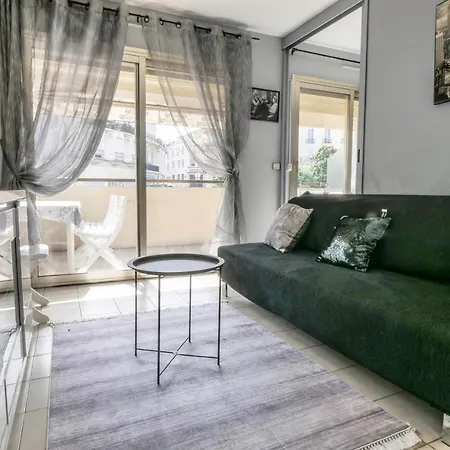 Immogroom- Cosy - Center- Ac - Terrace *
